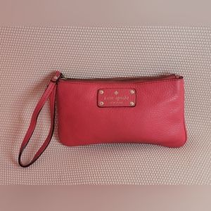Pink Katespade Pebble Leather Wristlet